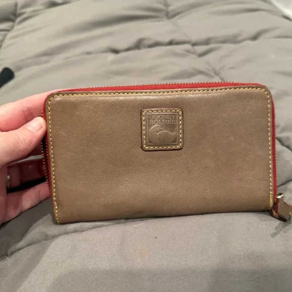 Dooney & Bourke Tan Wallet with Red Accents - Picture 1 of 3